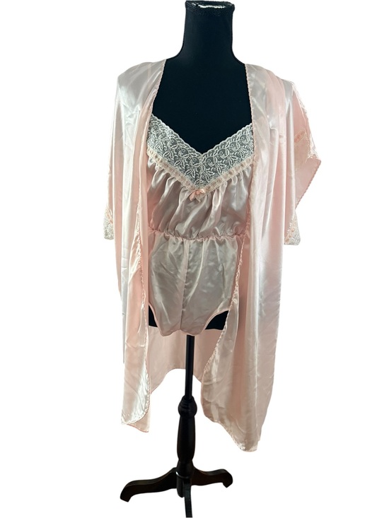 Val Mode Other - Val Mode VINTAGE Pink Satin Lace Nightie   ROBE  Size Small Lingerie - NO BELT S